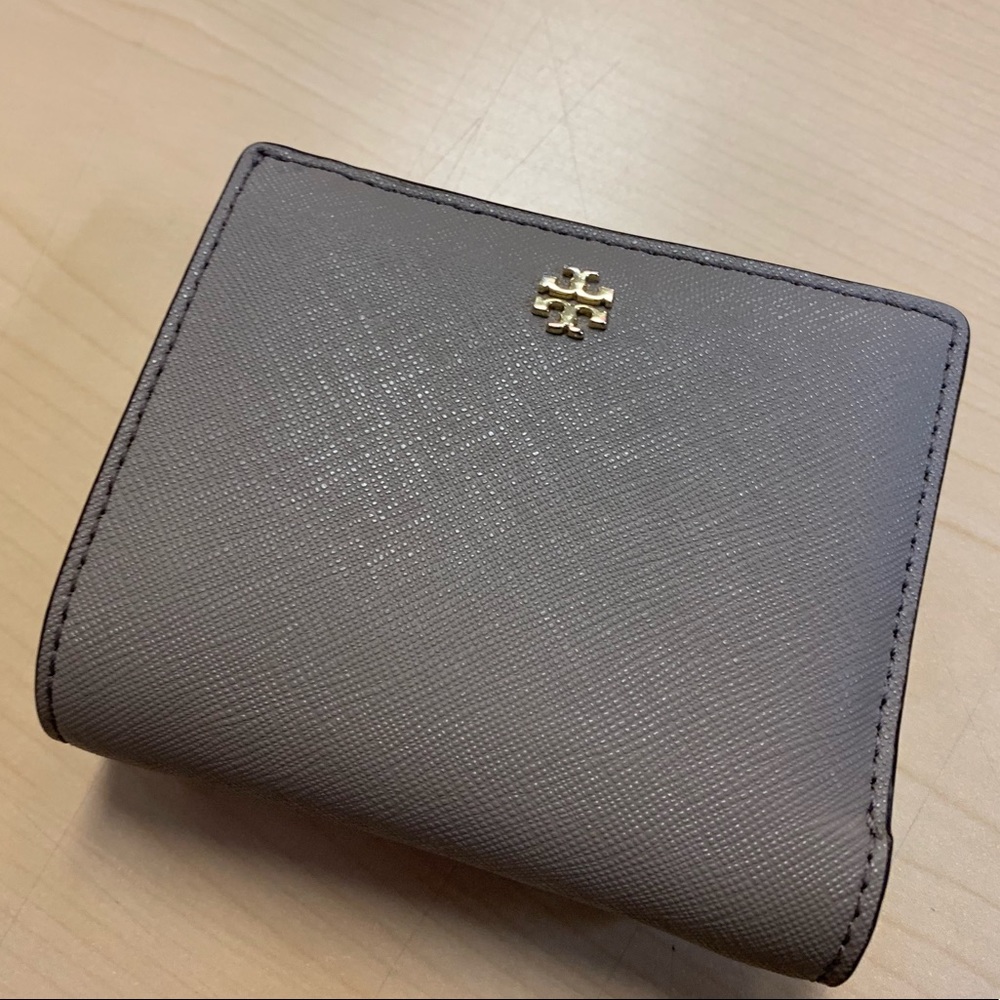 EUC  BurchFrench Grey Robinson Mini Wallet